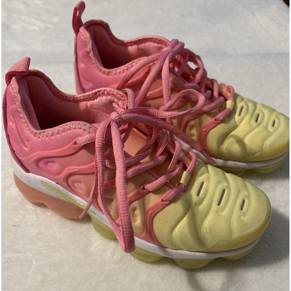 Nike Air VaporMax Plus Women's 5.5 Pink Yellow